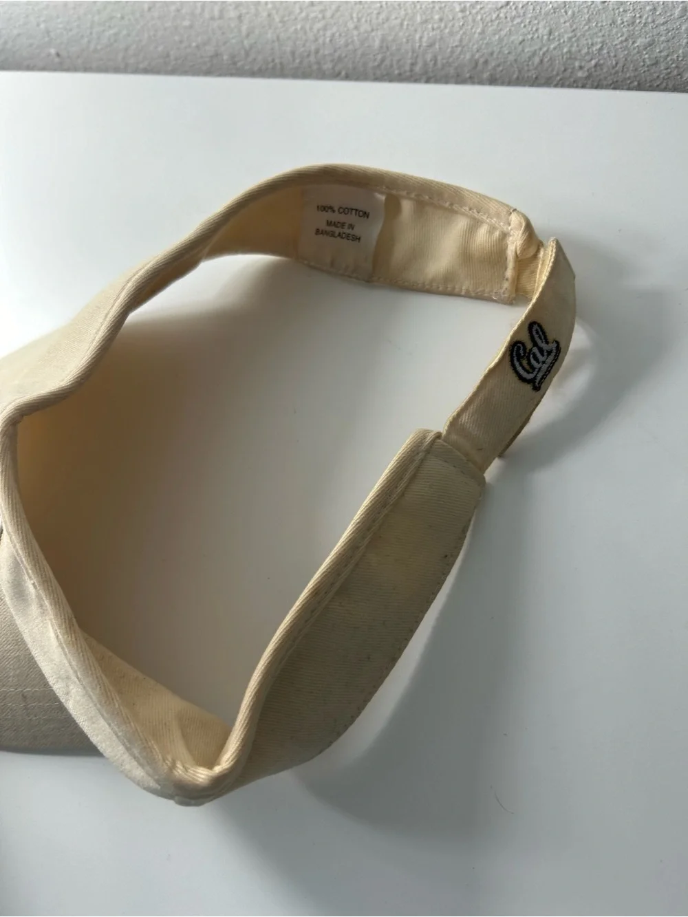 Vintage Cal Berkeley Golden Bears Embroidered Script Sun Visor - Cream/Beige
